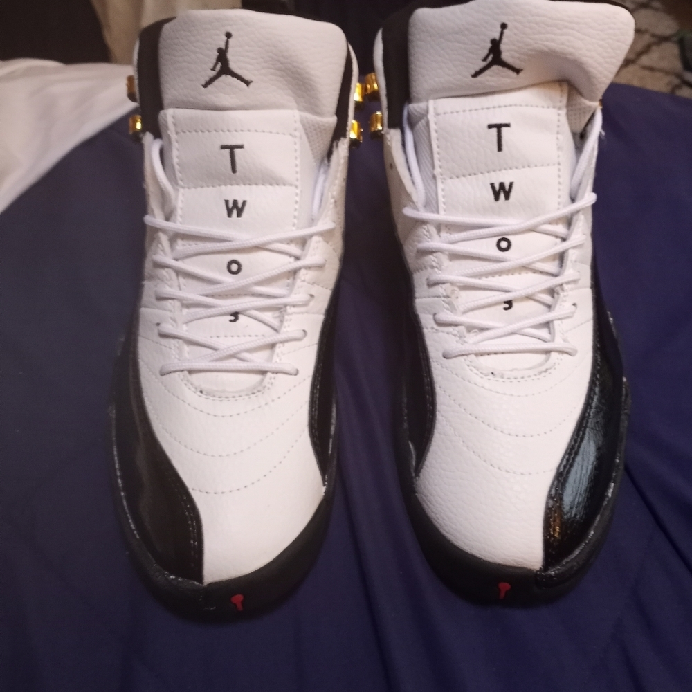 JORDANS NIKE SNEAKERS 23